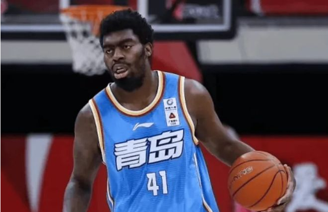 兰道夫, 抢断, 篮板 兰道夫, 抢断, 篮板