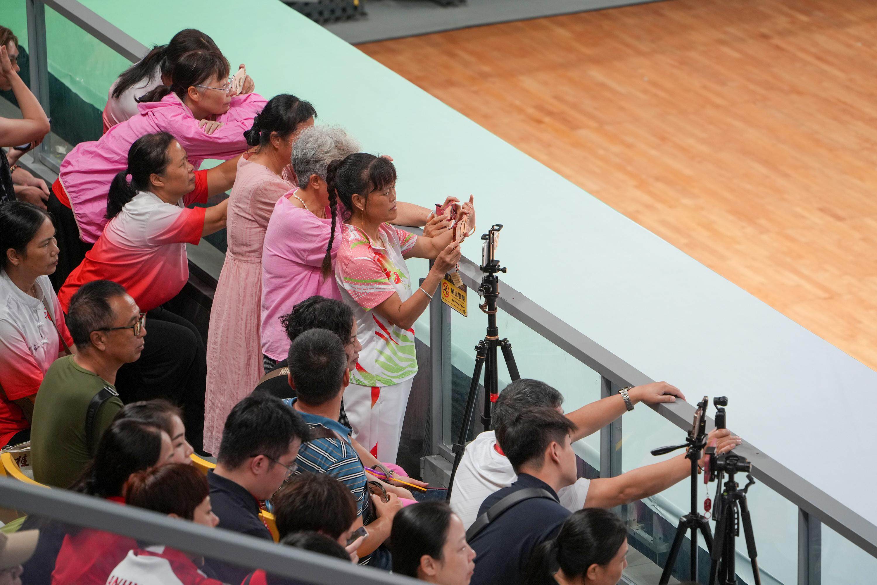 赛事的成功, 退休教师刘, 建设注入源 赛事的成功, 退休教师刘, 建设注入源